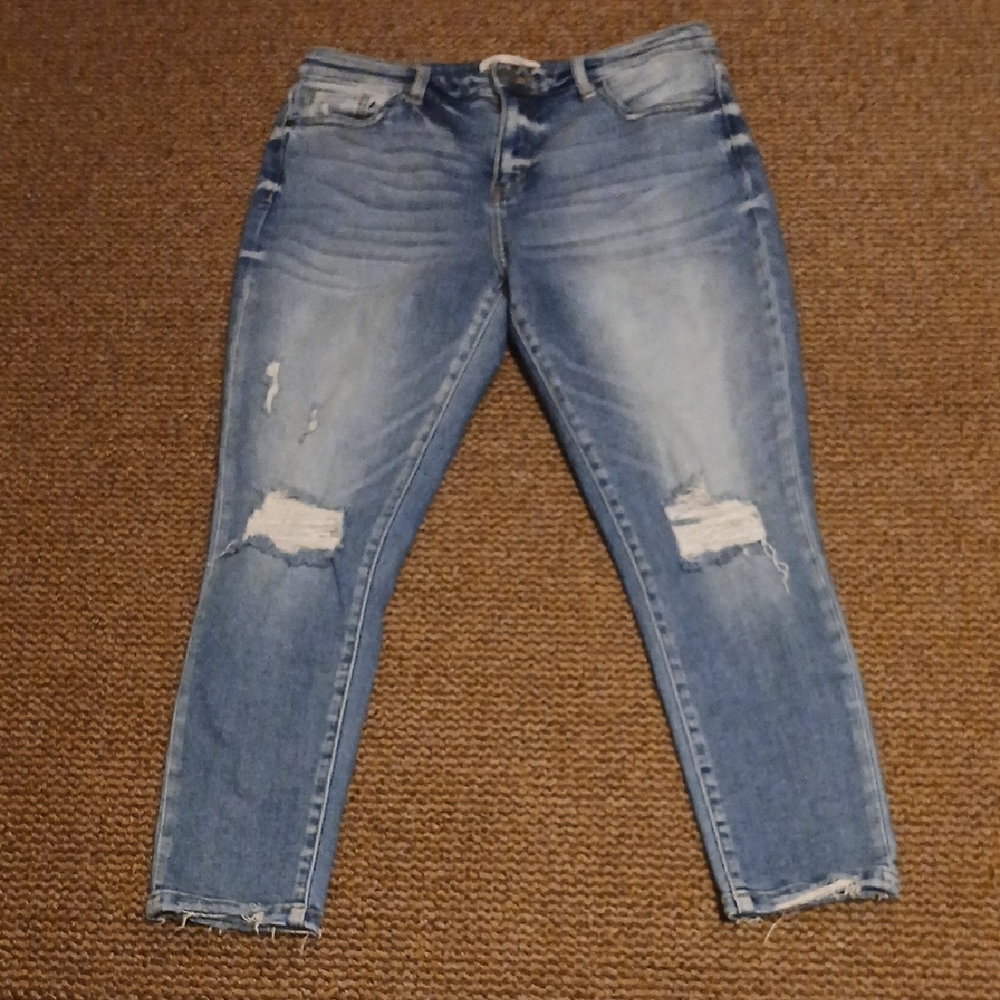 BKE Women's Light Blue Distressed Boyfriend Jeans